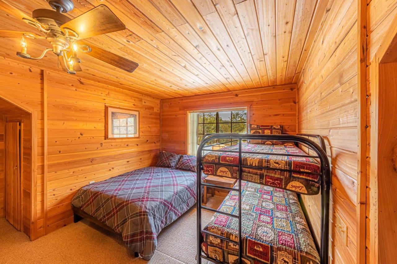 Cabin #4 The Wolves Den - Pet Friendly- Sleeps 6 - Playground & Game Room ペイソン エクステリア 写真