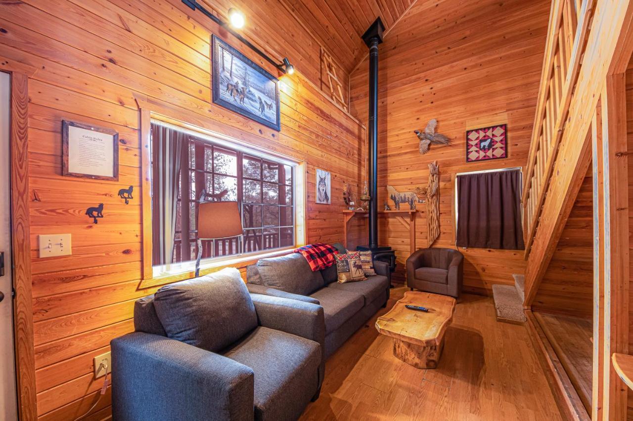 Cabin #4 The Wolves Den - Pet Friendly- Sleeps 6 - Playground & Game Room ペイソン エクステリア 写真