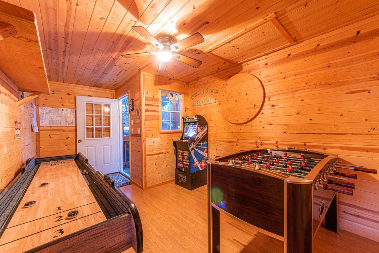 Cabin #4 The Wolves Den - Pet Friendly- Sleeps 6 - Playground & Game Room ペイソン エクステリア 写真